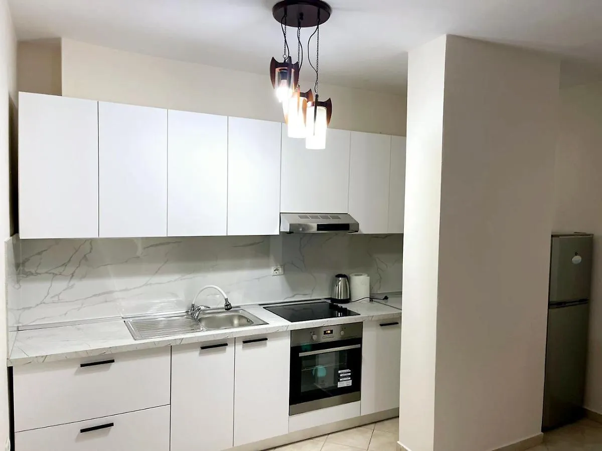Apartment New Bazaar 2 Bed Rooms With Free Garage Tirana