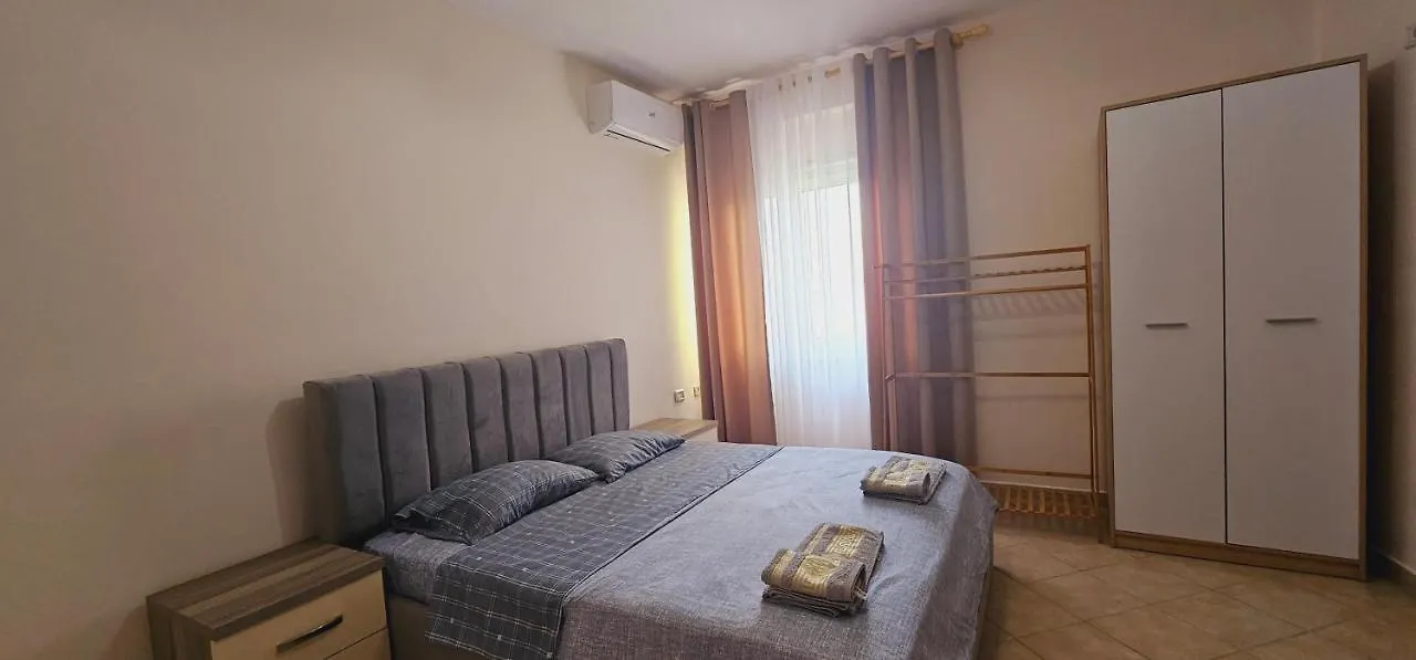 New Bazaar 2 Bed Rooms With Free Garage Tirana Albania